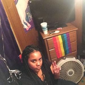 Meet your Posher, Oriana